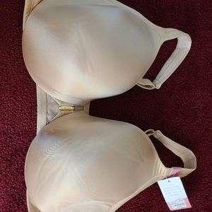 Cacique Front Clasp Bra